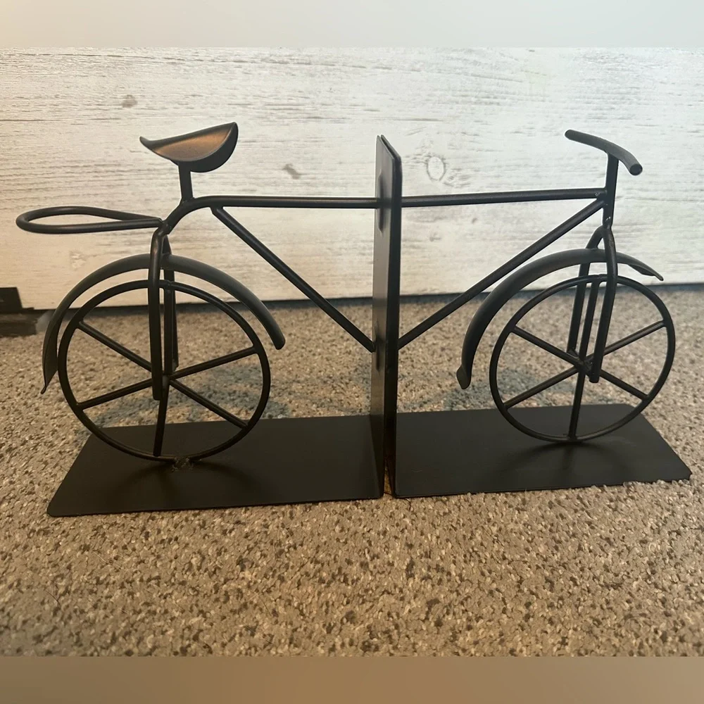 Bicycle rod iron book-ends. Perfect condition. - Picture 1 of 3
